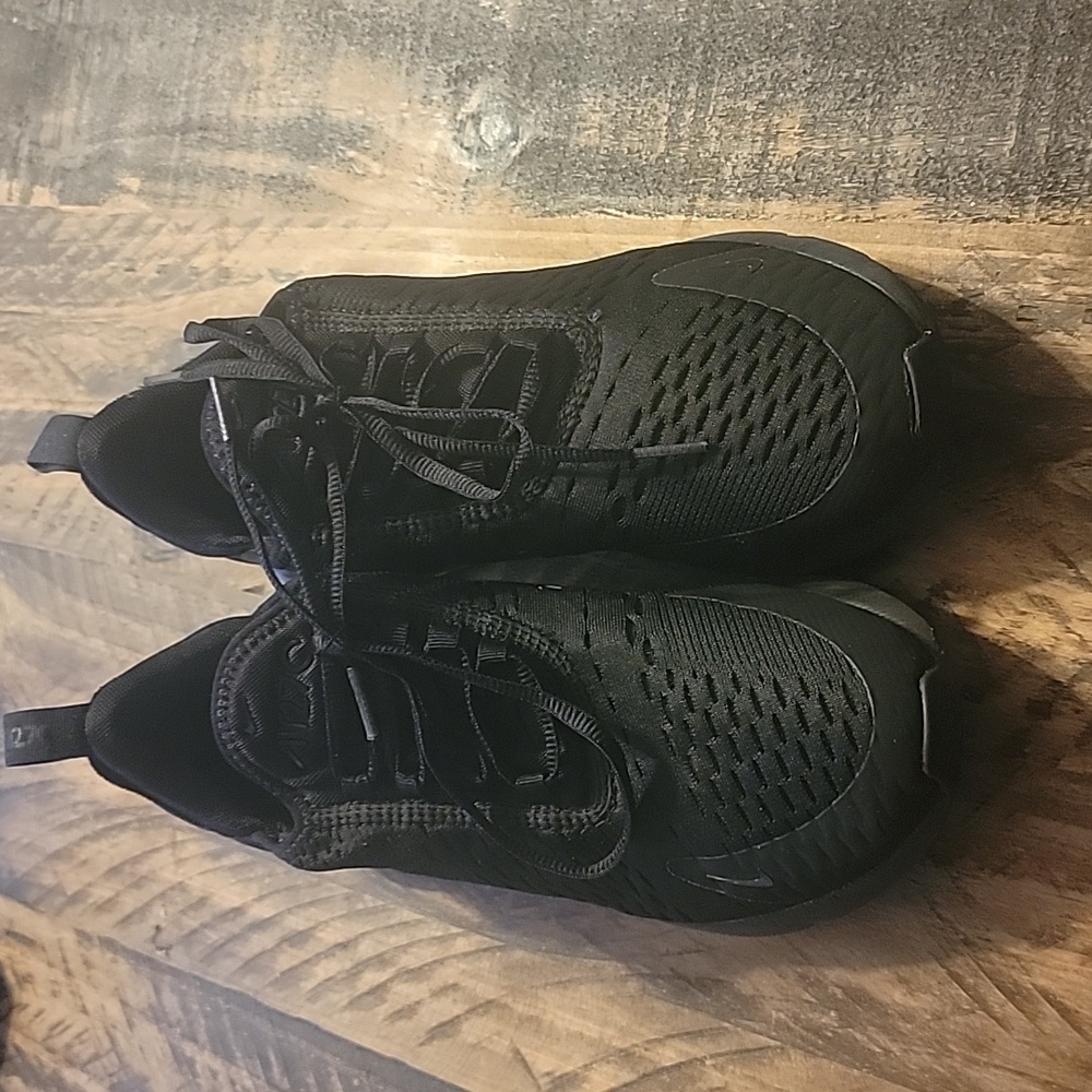 Womens nike 270
